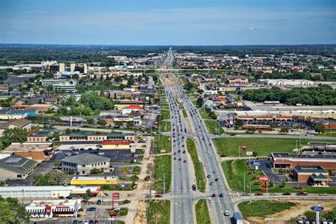 Merrillville in - Merrillville is a town in Northwest Indiana with a rich history and a variety of attractions. Explore the waterpark, the candy factory, the museum, the golf course and the …